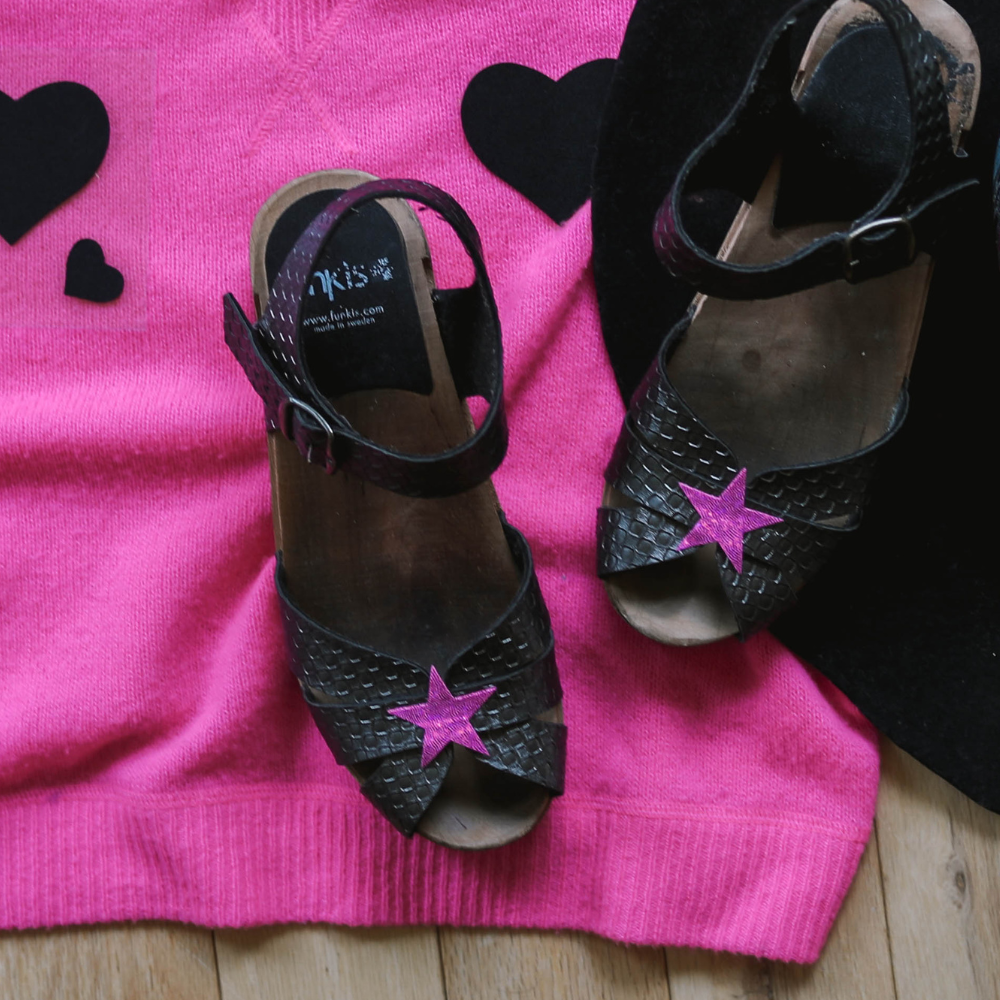 Body Minis: 10 Mini Hot Pink Glitter Stars Nipple & Body Pasties by Pastease® o/s