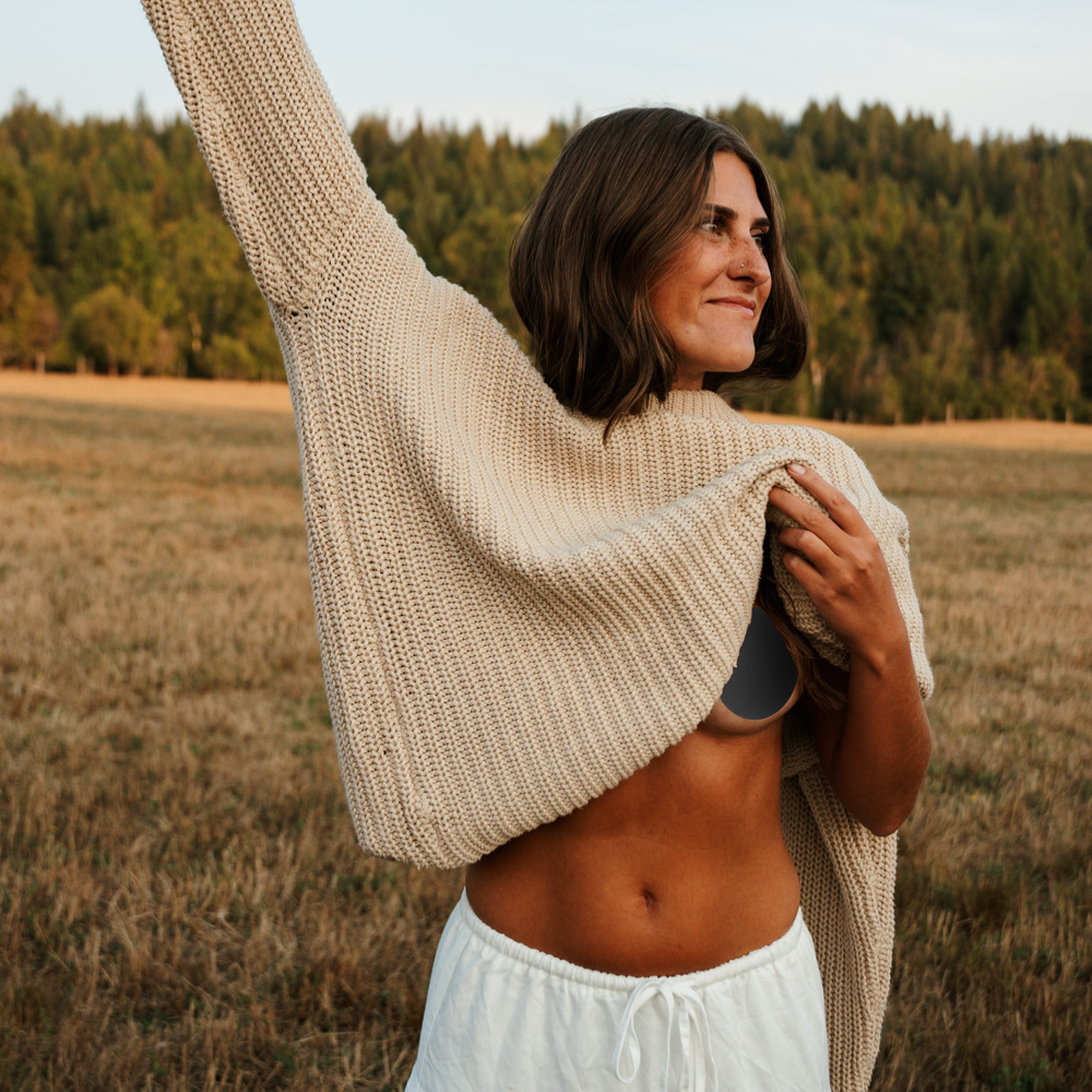 Pastease Everyday Silicone Breast Covers Lights Out! Flat Black Reusable with Travel Box